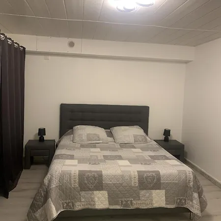 Apartamento Dans Maison A Proche Walibi Corbelin